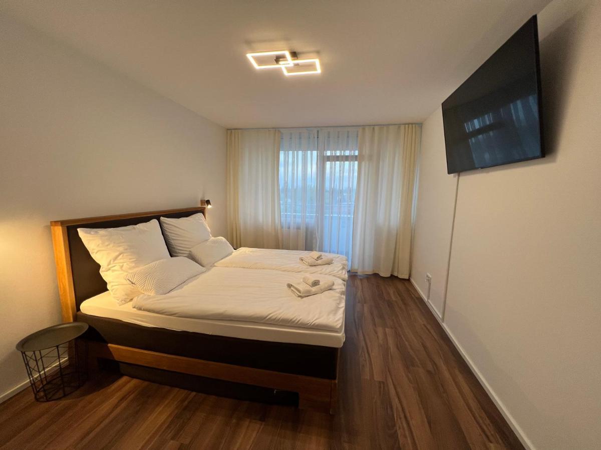 City Apartment - Laim - Mountain View Apartamento *